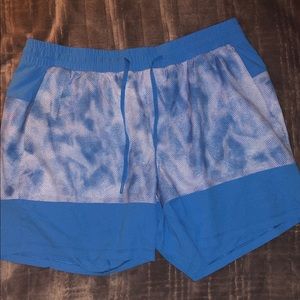 Lululemon men’s swim shorts